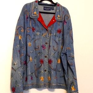 🍁🍂 Stunning Vintage Embroidered Jean Jacket/ Cover-up/